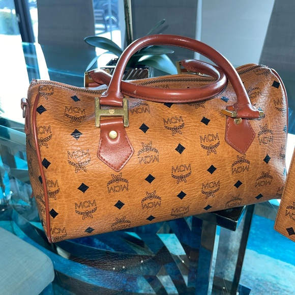 Vintage MCM Boston Bag & wallet - Picture 7 of 17